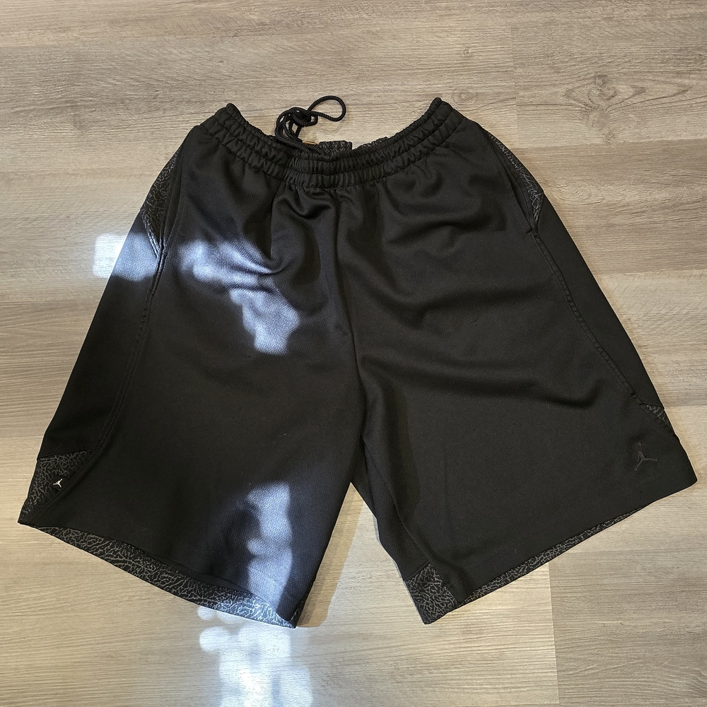 Mens Jordan Black Elephant Print XL Shorts